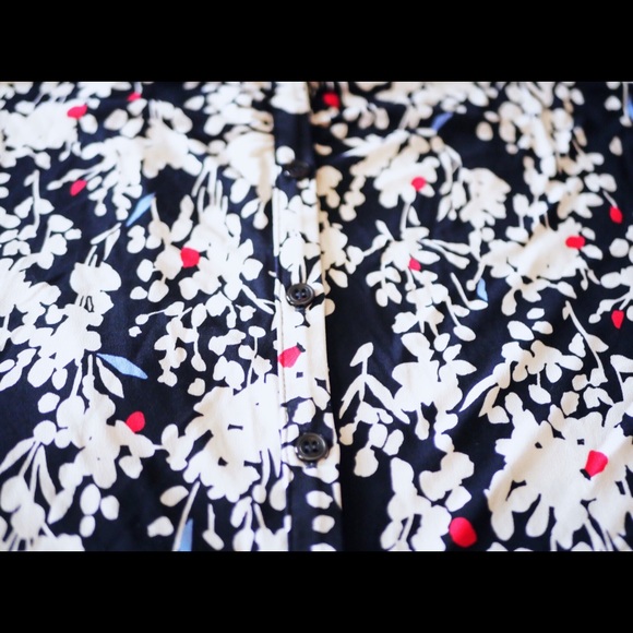 Lane Bryant Floral Plus Size Button Down Blouse - Picture 4 of 4